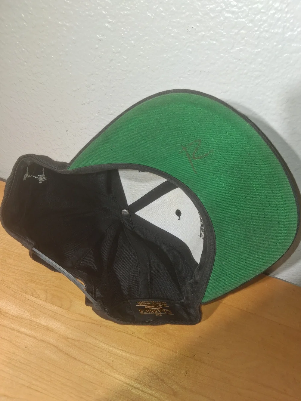 Embroidered Black Men's Baseball Cap